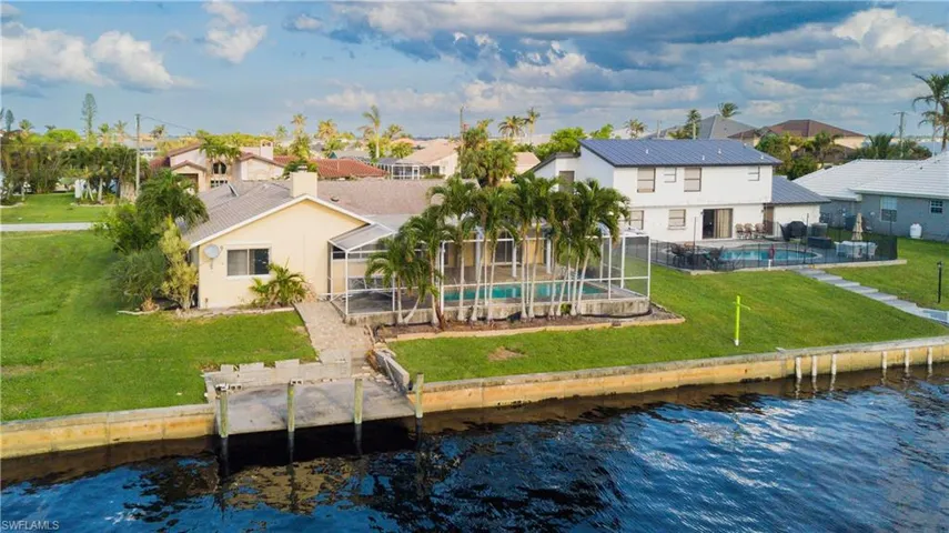 2726 SE 24th  PL, Cape Coral, FL 33904