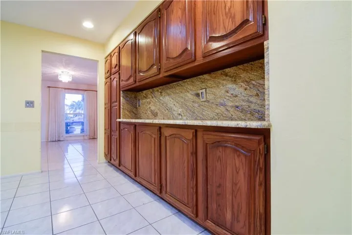 2726 SE 24th  PL, Cape Coral, FL 33904