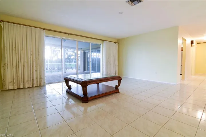 2726 SE 24th  PL, Cape Coral, FL 33904