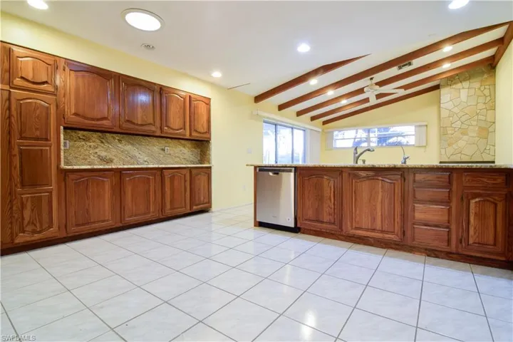 2726 SE 24th  PL, Cape Coral, FL 33904
