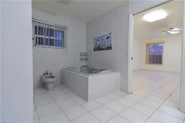 2726 SE 24th  PL, Cape Coral, FL 33904