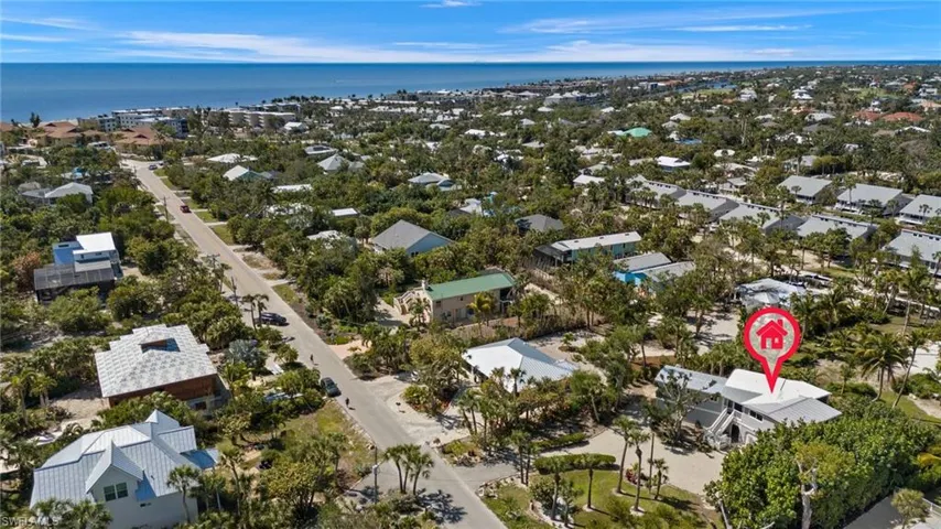 Short Walk to Beach Access