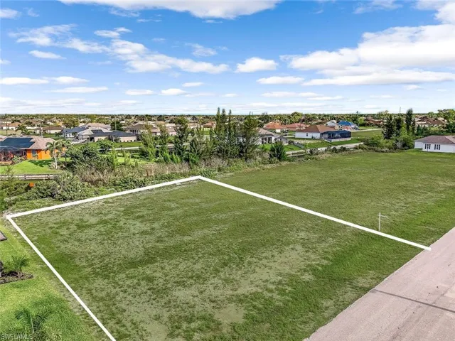 Plenty of space to build your dream home!