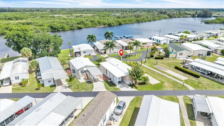 101 6th St, Punta Gorda, Florida 33982