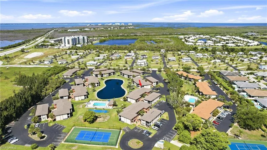 16881 Davis Rd 313, Fort Myers, Florida 33908