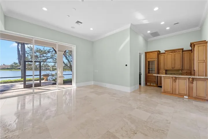 Flex/Game Room