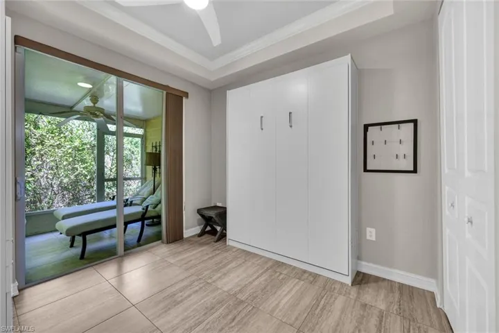 2nd Bedroom w/Murphy Bed
