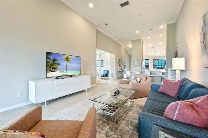 9386 Pocida Ct 204, Naples, Florida 34119