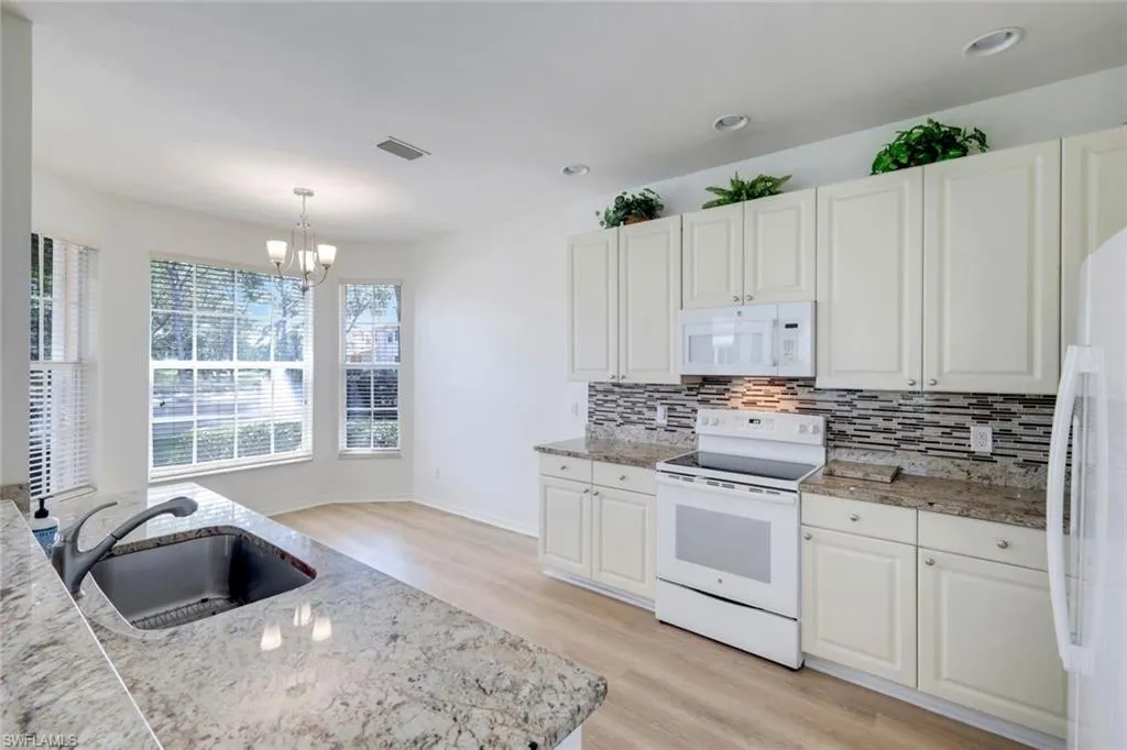 9040 Palmas Grandes BLVD, Bonita Springs, FL 34135,225041061
