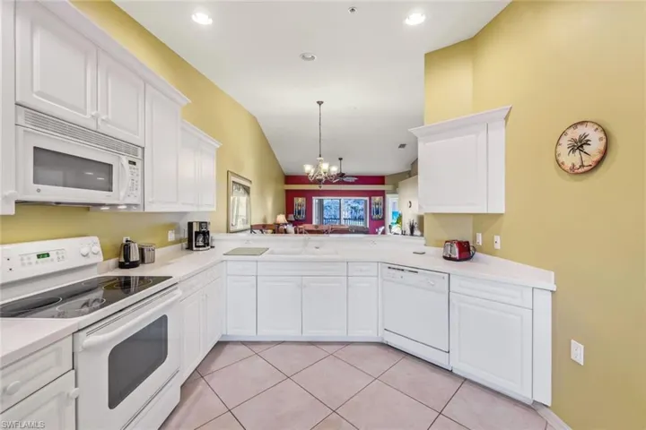 2790  Cypress Trace  CIR, Naples, FL 34119