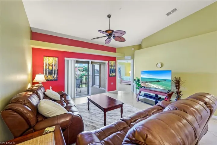 2790  Cypress Trace  CIR, Naples, FL 34119