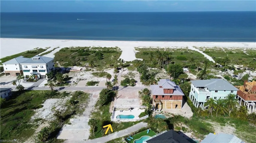 BEACH SIDE with pool one lot between to Gulf