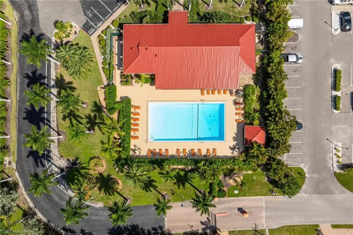 Bird's eye view of a pool area