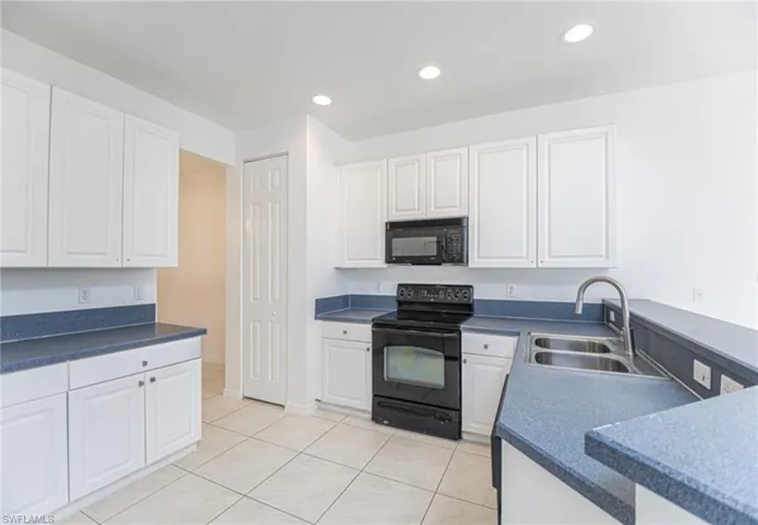 1430 Mariposa Cir # 102, Naples Fl 34105