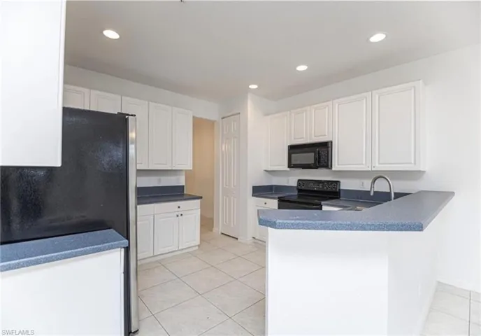 1430 Mariposa Cir # 102, Naples Fl 34105