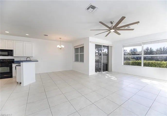 1430 Mariposa Cir # 102, Naples Fl 34105