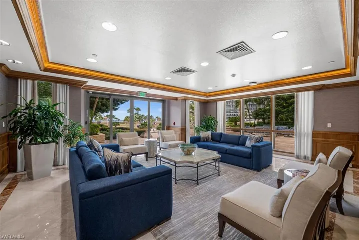 4021 Gulf Shore Blvd N 1204, Naples, Florida 34103