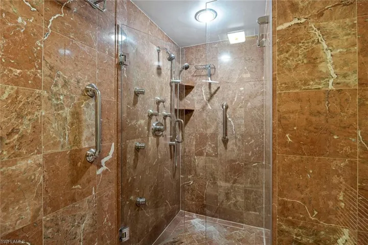 4031  Gulf Shore N BLVD, Naples, FL 34103