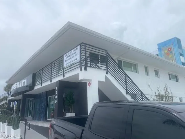View of side of property