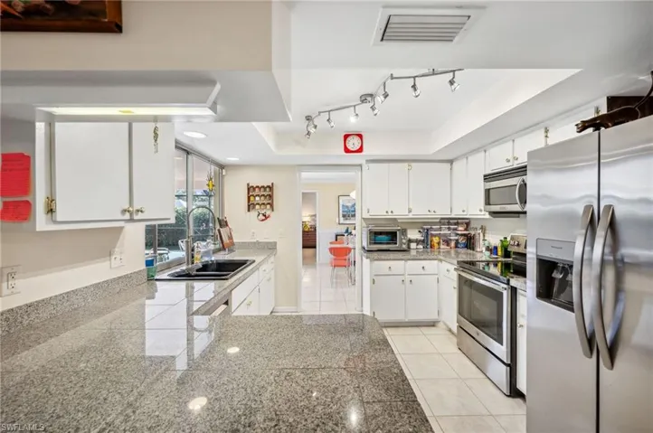 1256  Morningside  DR, Fort Myers, FL 33901