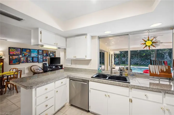 1256  Morningside  DR, Fort Myers, FL 33901