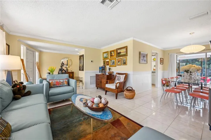 1256  Morningside  DR, Fort Myers, FL 33901