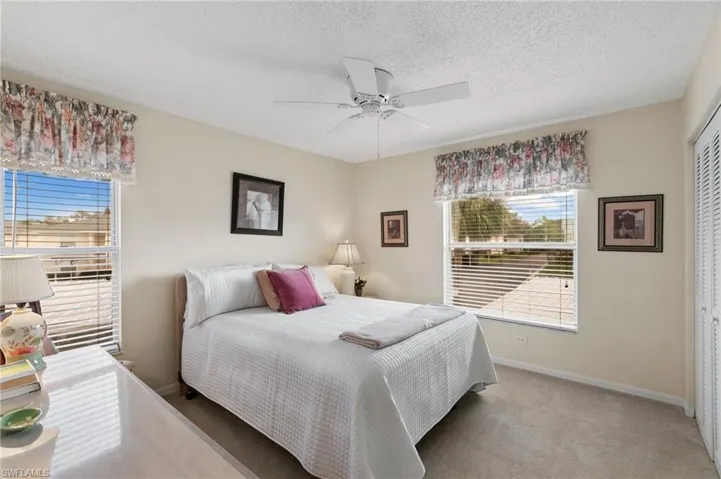 685 Squire Cir 204, Naples, Florida 34104