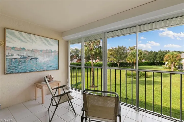 685 Squire Cir 204, Naples, Florida 34104
