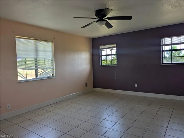 925 Foxdale Ave, Lehigh Acres, Florida 33974