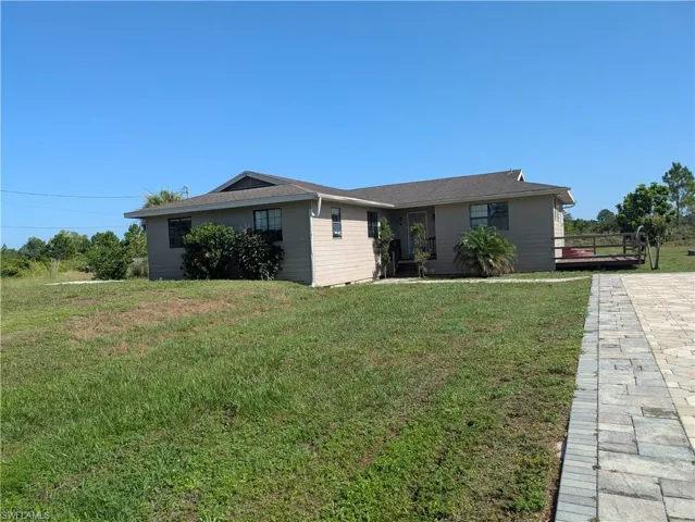 925 Foxdale Ave, Lehigh Acres, Florida 33974