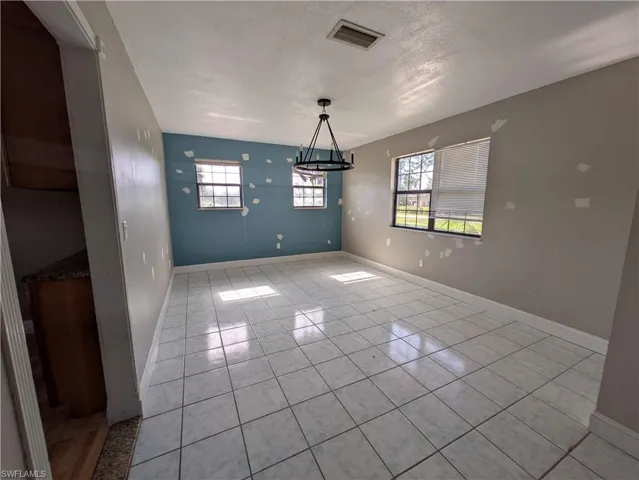 925 Foxdale Ave, Lehigh Acres, Florida 33974