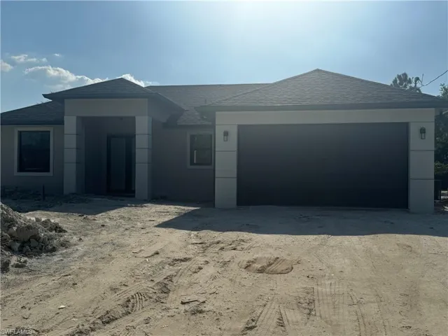 52  Xelda S AVE, Lehigh Acres, FL 33976
