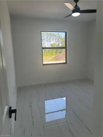 52  Xelda S AVE, Lehigh Acres, FL 33976