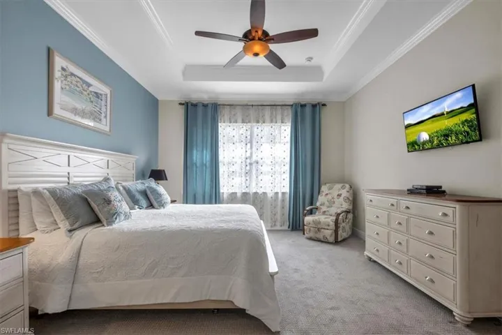 Spacious owner's suite overlooks lanai