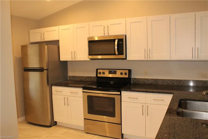 1110 Sw 47th Ter 205, Cape Coral, Florida 33914