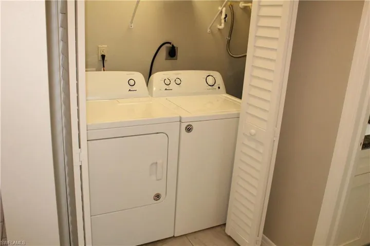 1110 Sw 47th Ter 205, Cape Coral, Florida 33914