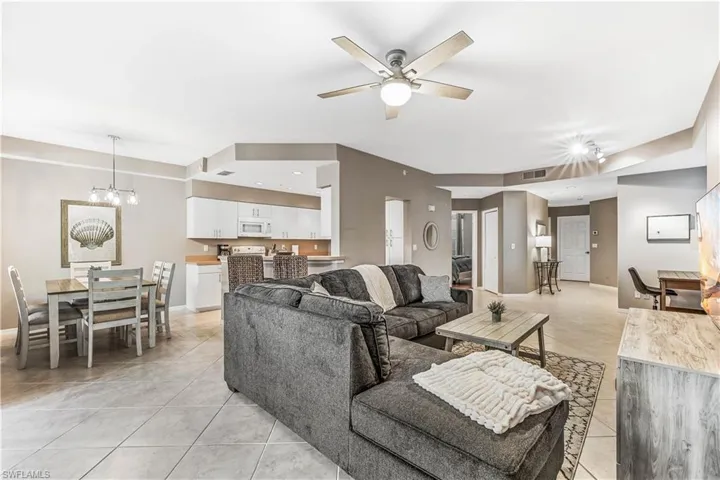 24827 Lakemont Cove Ln 101, Bonita Springs, Florida 34134