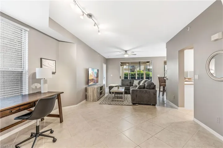 24827 Lakemont Cove Ln 101, Bonita Springs, Florida 34134