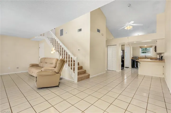 707 SW 3rd  CT, Cape Coral, FL 33991