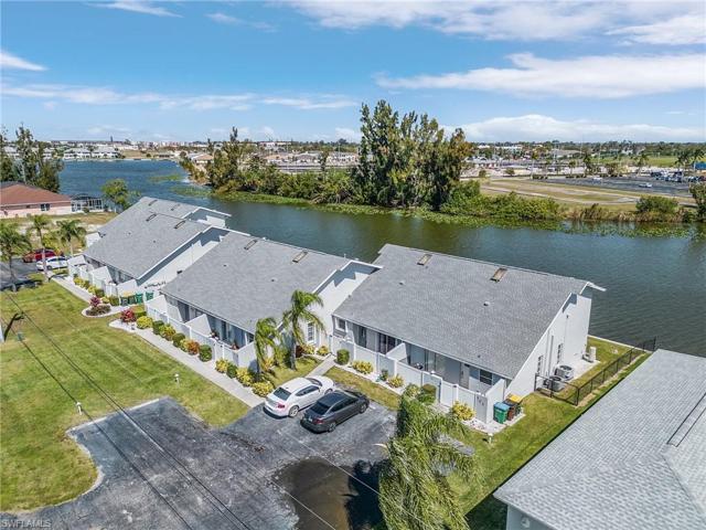 707 SW 3rd  CT, Cape Coral, FL 33991