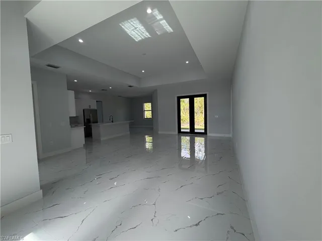 2863 52nd Ave Ne, Naples, Florida 34120