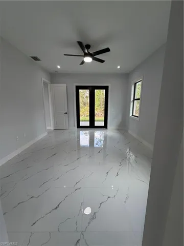 2863 52nd Ave Ne, Naples, Florida 34120