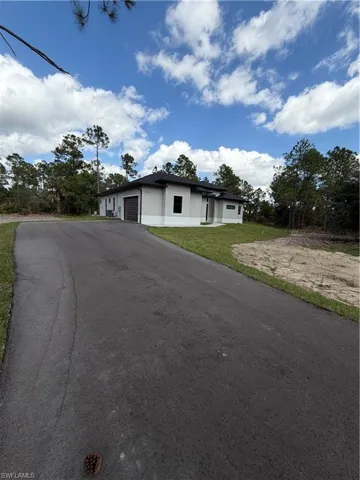 2863 52nd Ave Ne, Naples, Florida 34120