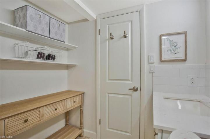 fantastic storage in the main bath