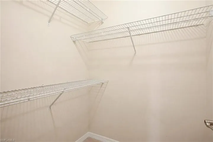 5231 Hickory Wood Dr, Naples, Florida 34119