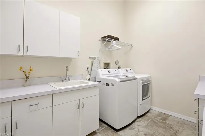 5231 Hickory Wood Dr, Naples, Florida 34119