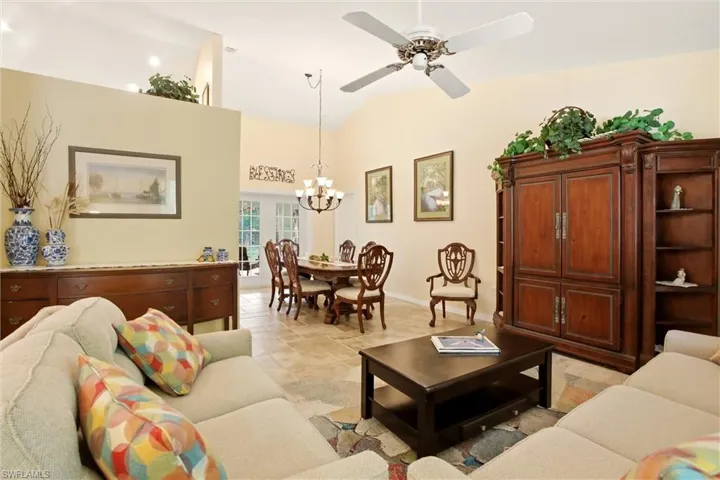 5231 Hickory Wood Dr, Naples, Florida 34119