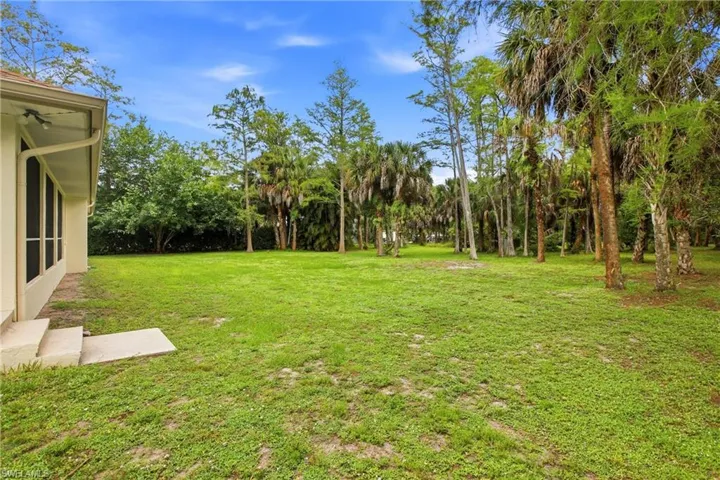5231 Hickory Wood Dr, Naples, Florida 34119