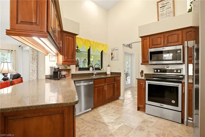 5231 Hickory Wood Dr, Naples, Florida 34119