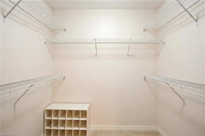 5231 Hickory Wood Dr, Naples, Florida 34119